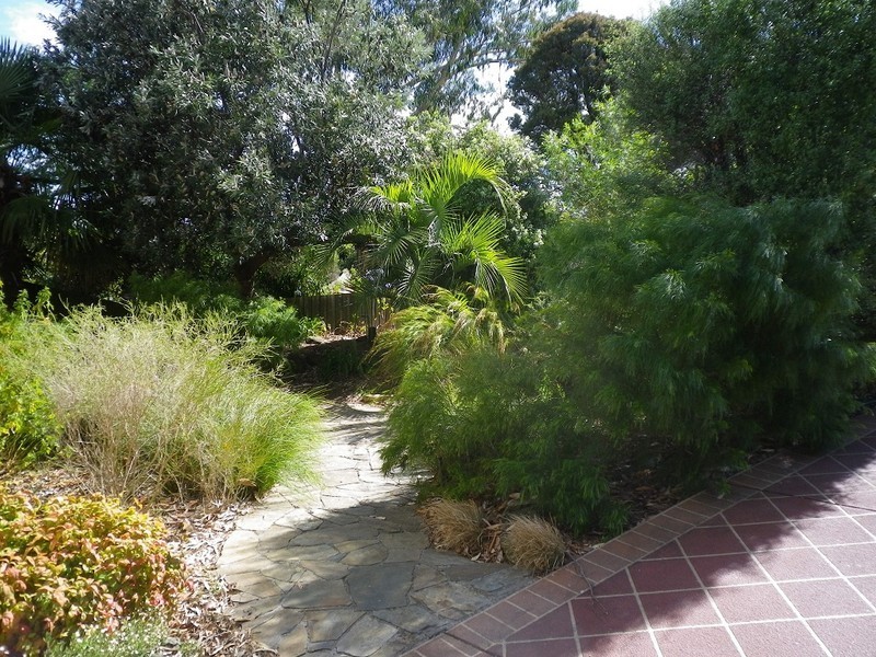 5 Tolstoy Court, Doncaster East VIC 3109