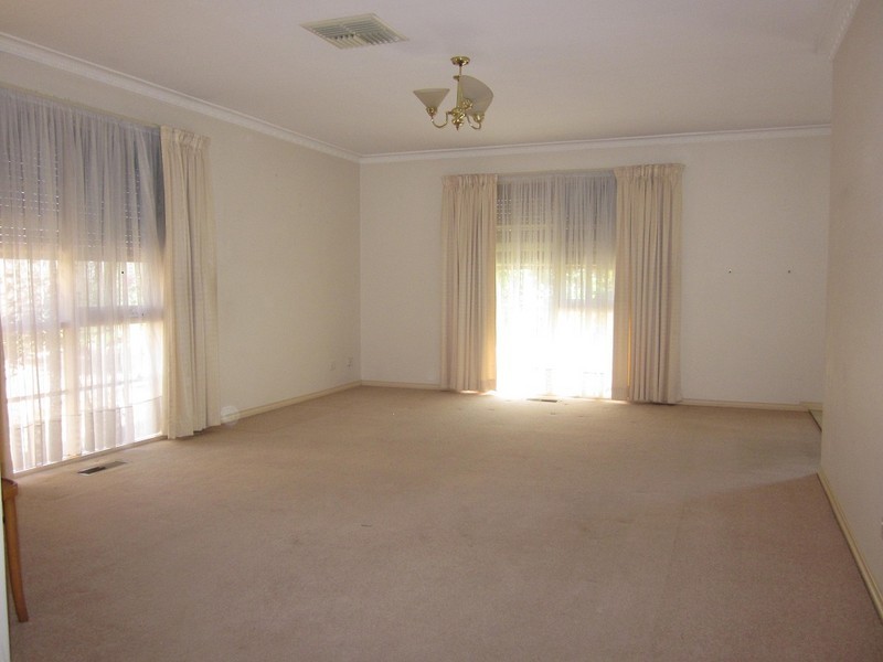 1/82 King Street, Doncaster East VIC 3109