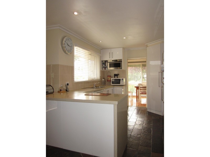 12 Turana Street, Doncaster VIC 3108