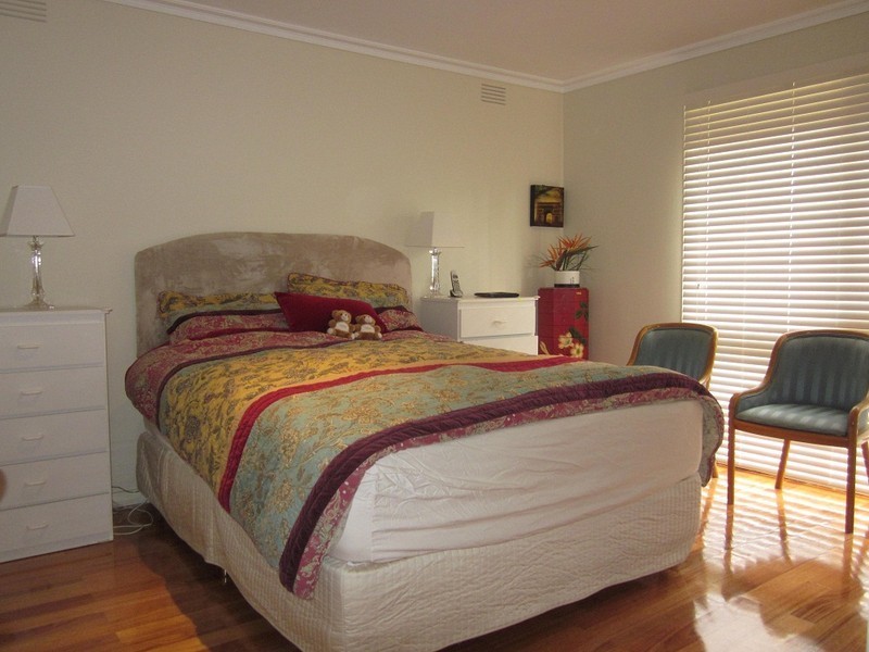 12 Turana Street, Doncaster VIC 3108