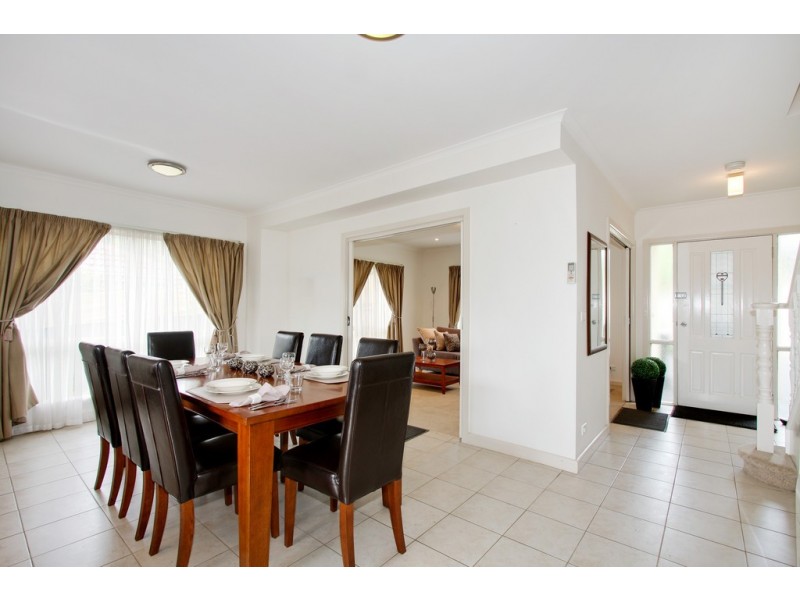 69 Wetherby Road, Doncaster VIC 3108