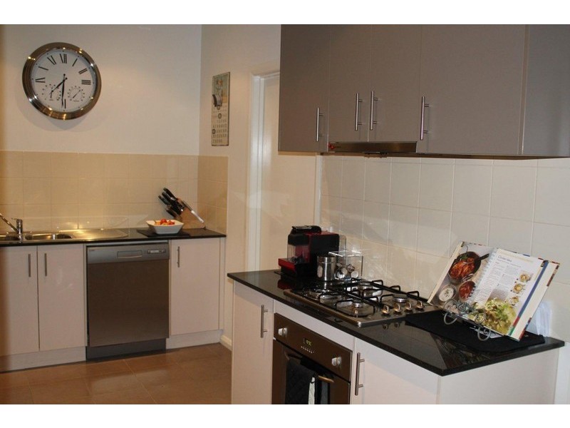 2/31 Florence Avenue, Donvale VIC 3111