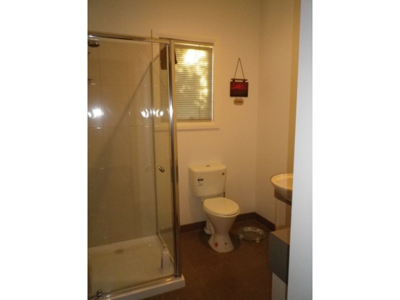 2/31 Florence Avenue, Donvale VIC 3111