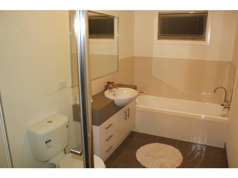 2/31 Florence Avenue, Donvale VIC 3111