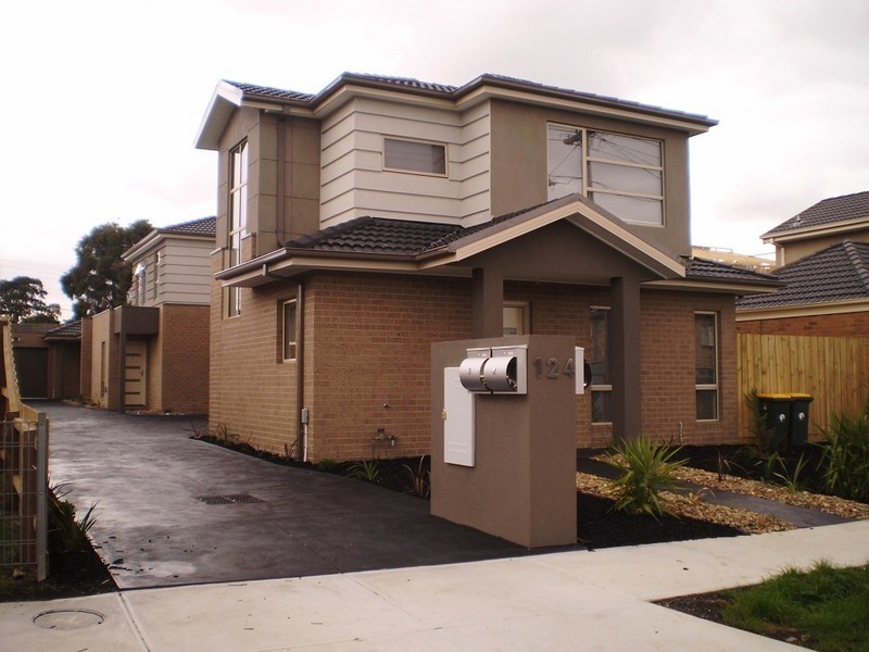 1/124 Daley Street, Glenroy VIC 3046