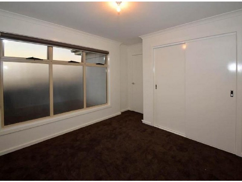 1/124 Daley Street, Glenroy VIC 3046