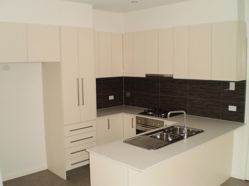 1/124 Daley Street, Glenroy VIC 3046