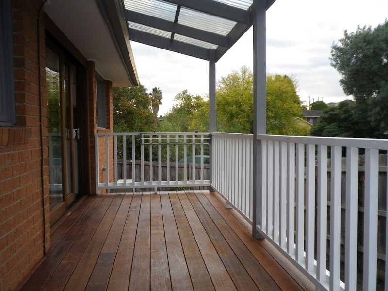 2/23 Turnstone Street, Doncaster East VIC 3109
