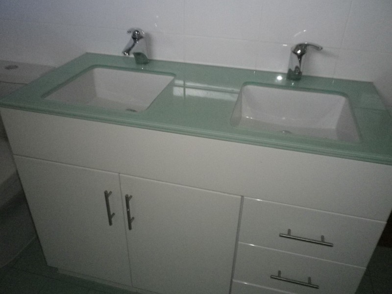 9 Calvin Crescent, Doncaster East VIC 3109