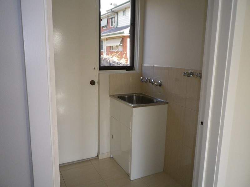 2/52 Cuthbert Street, Bulleen VIC 3105