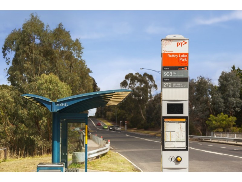 10A Montpellier Crescent, Templestowe Lower VIC 3107