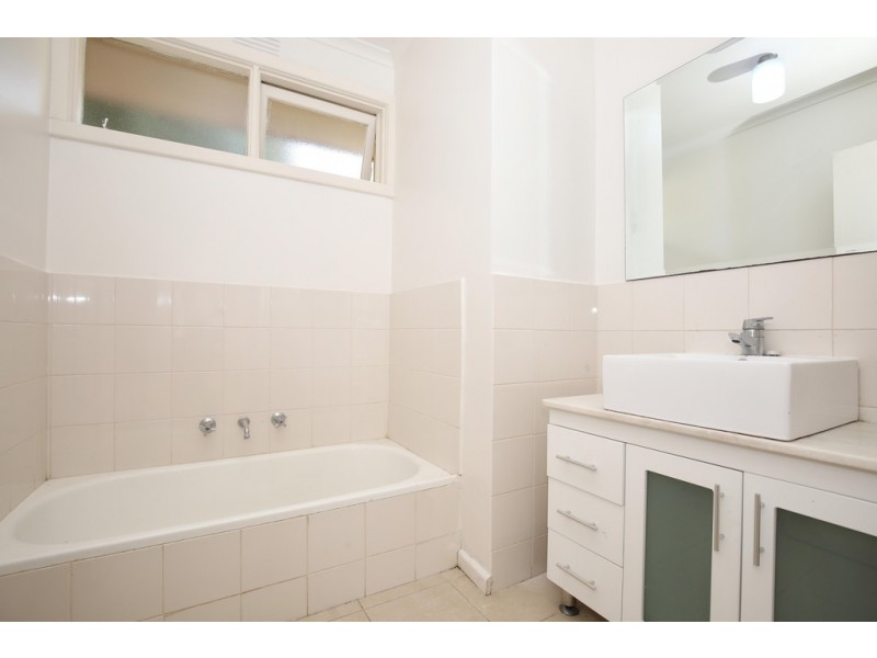 75 Bowen Road, Doncaster East VIC 3109