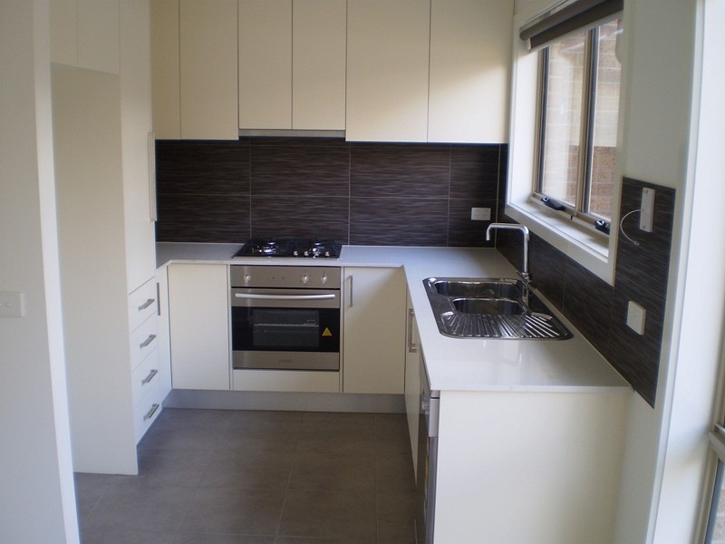 2/124 Daley Street, Glenroy VIC 3046