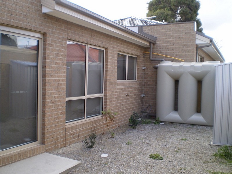 2/124 Daley Street, Glenroy VIC 3046