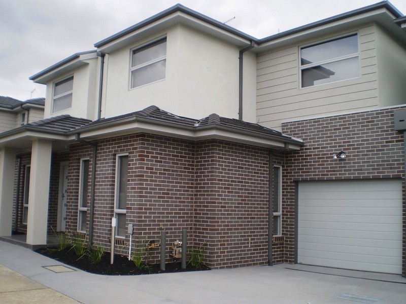 2/1 Regent Street, Hadfield VIC 3046