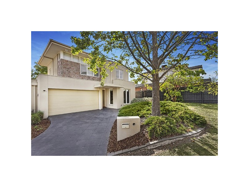 33 St Clems Road, Doncaster East VIC 3109