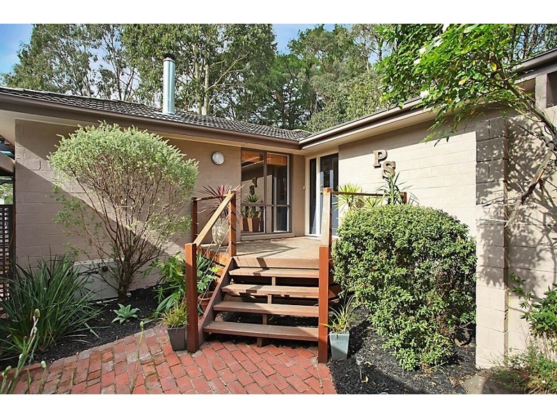 6 Lorraine Court, Warranwood VIC 3134