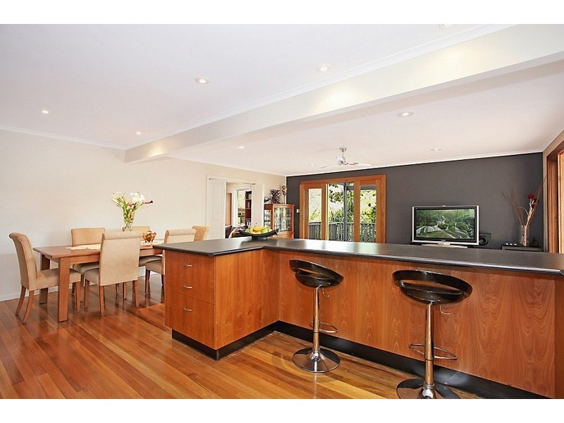 6 Lorraine Court, Warranwood VIC 3134