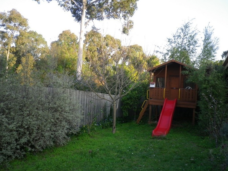 10 Peter Street, Doncaster East VIC 3109
