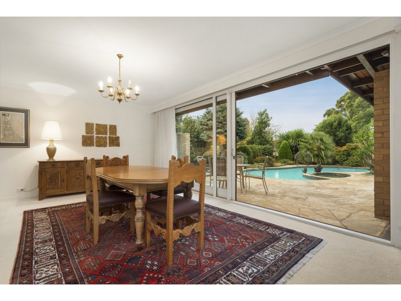 19 Wilsons Road, Doncaster VIC 3108