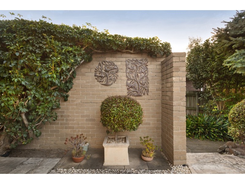 19 Wilsons Road, Doncaster VIC 3108