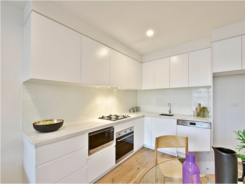 G04/7 Red Hill Terrace, Doncaster East VIC 3109