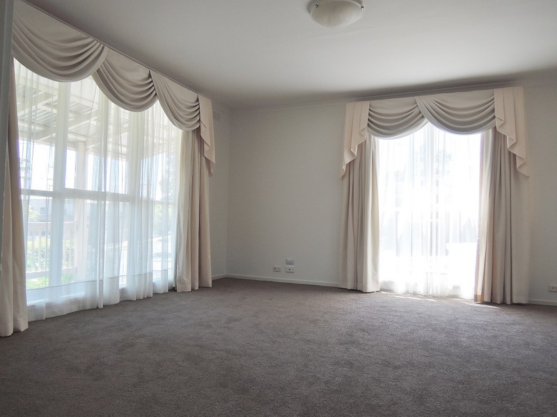 1 Golden Court, Doncaster VIC 3108
