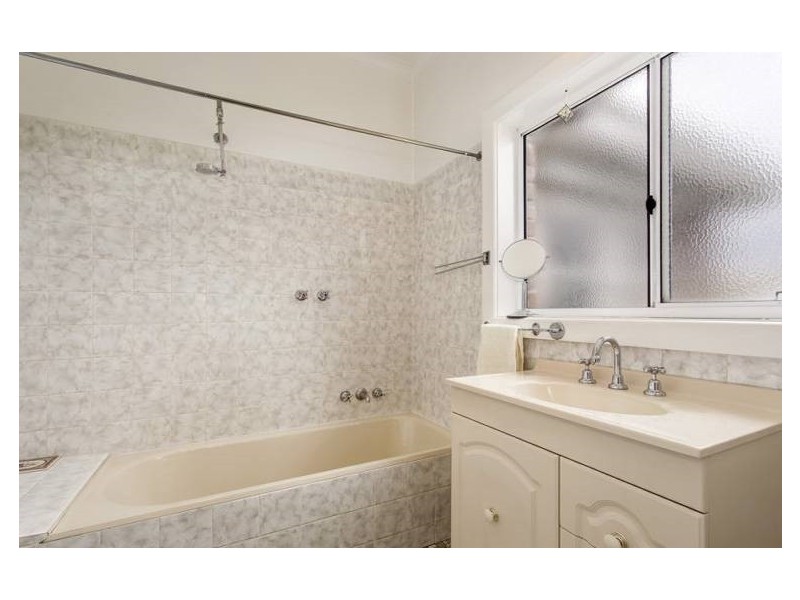 18 Wilsons Road, Doncaster VIC 3108