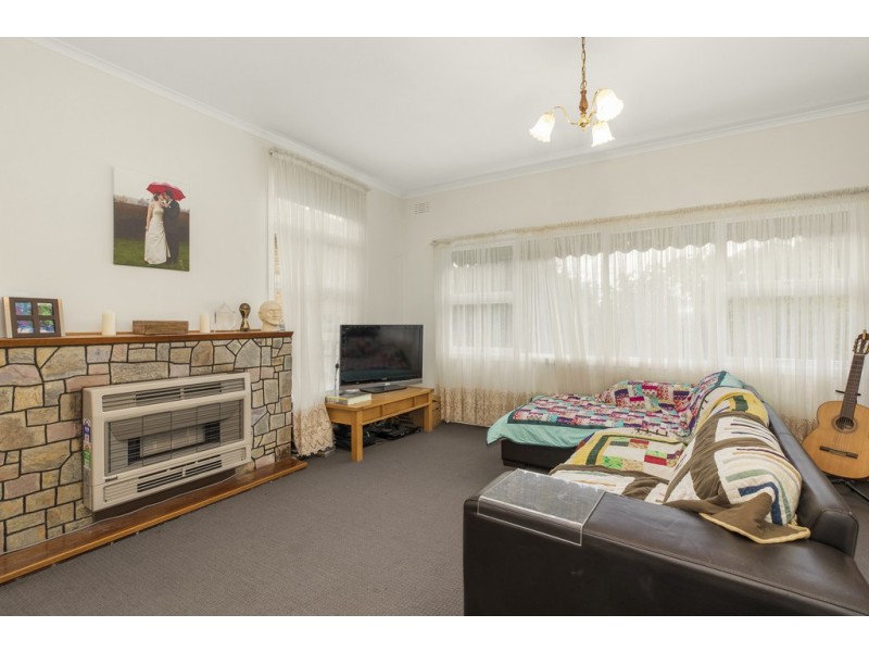 47 Warrigal Rd, Surrey Hills VIC 3127