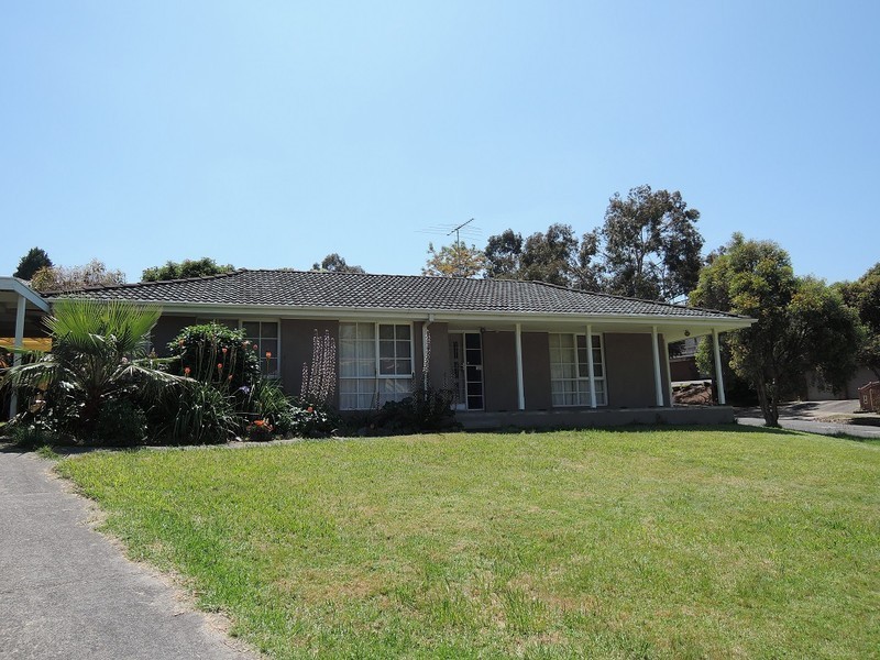 21 Long Valley Way, Doncaster East VIC 3109