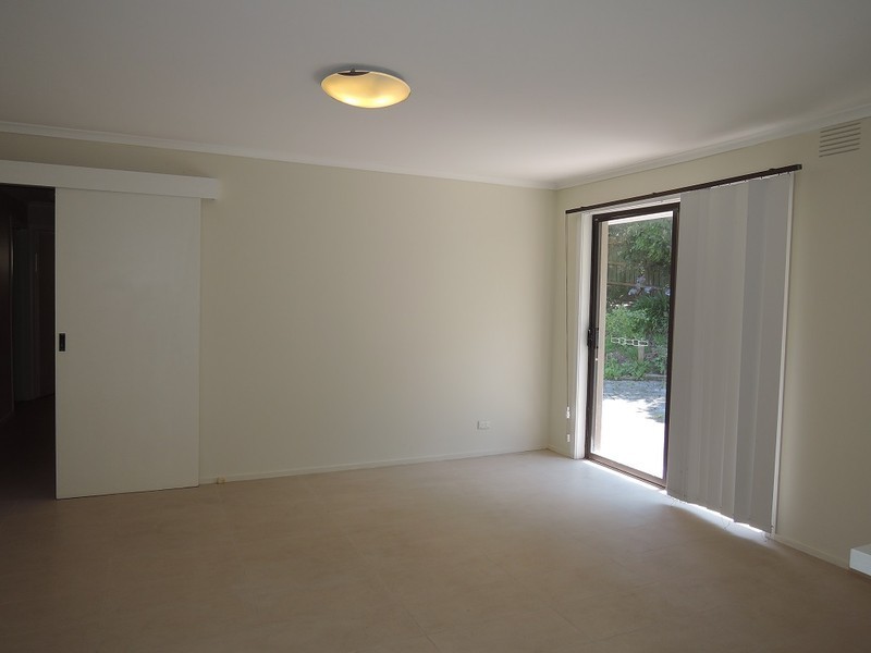 21 Long Valley Way, Doncaster East VIC 3109