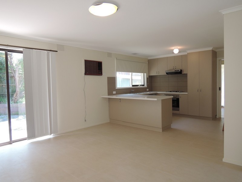 21 Long Valley Way, Doncaster East VIC 3109