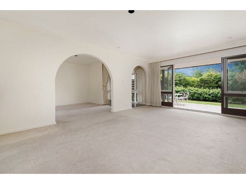 22 Wilsons Road, Doncaster VIC 3108