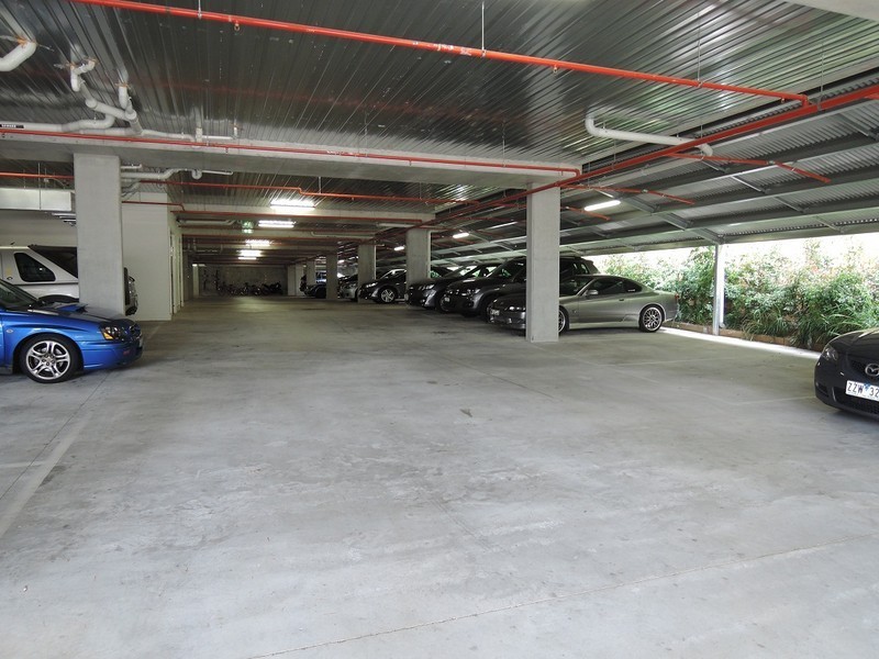 22/800 Elgar Road, Doncaster VIC 3108