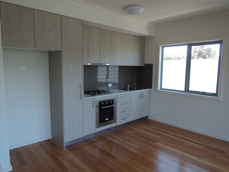 11/12 Alfrick Road, Croydon VIC 3136