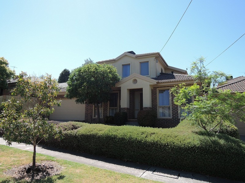 12 Hodgson Street, Templestowe Lower VIC 3107