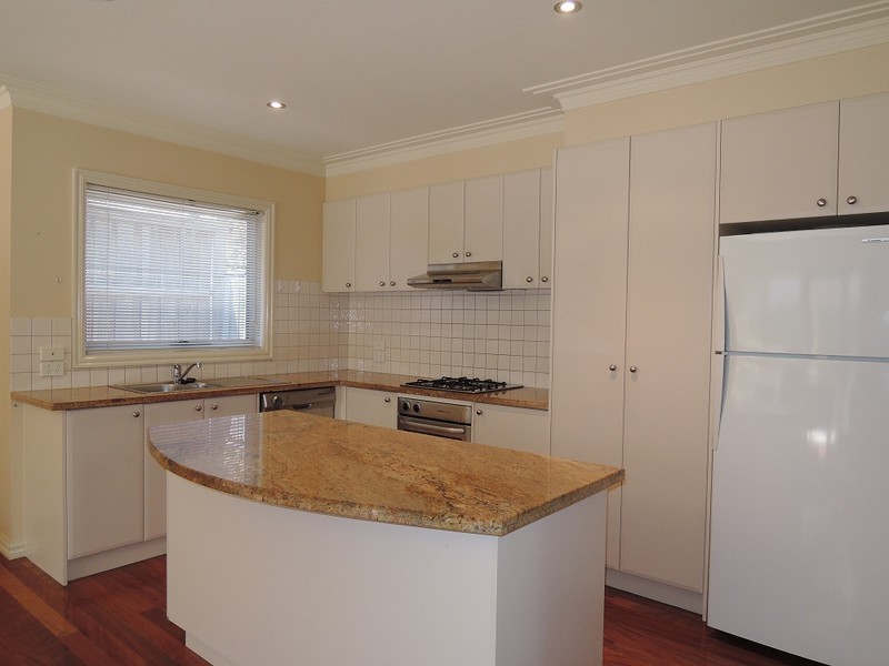 12 Hodgson Street, Templestowe Lower VIC 3107