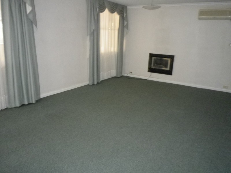 1/6 Linden Court, Croydon North VIC 3136