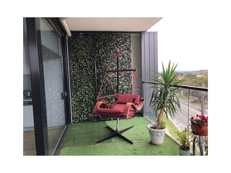 208/7 Red Hill Tce, Doncaster East VIC 3109