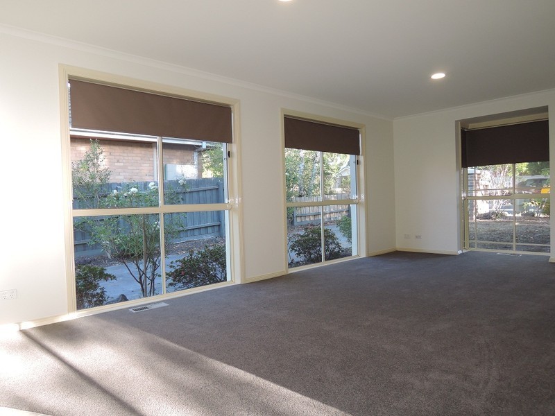 1/14 Carween Avenue, Mitcham VIC 3132