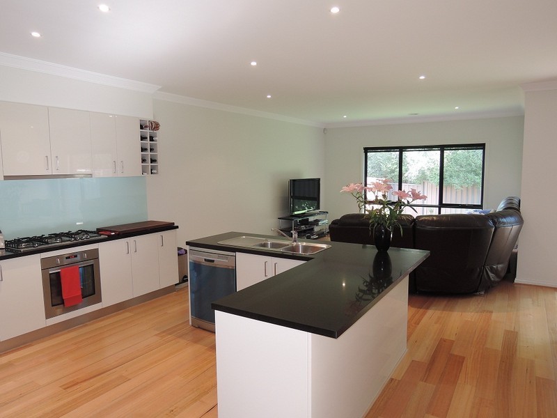 2A Beenak Court, Doncaster East VIC 3109