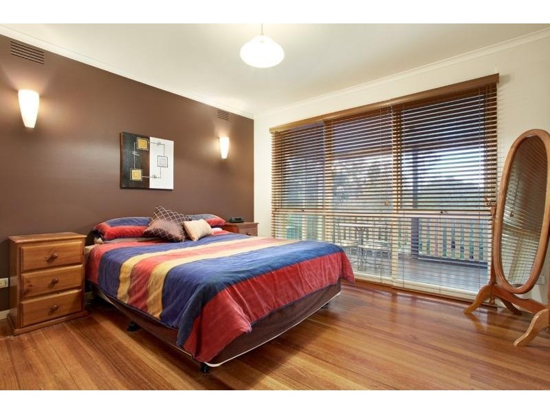 15 Chivers Road, Templestowe VIC 3106