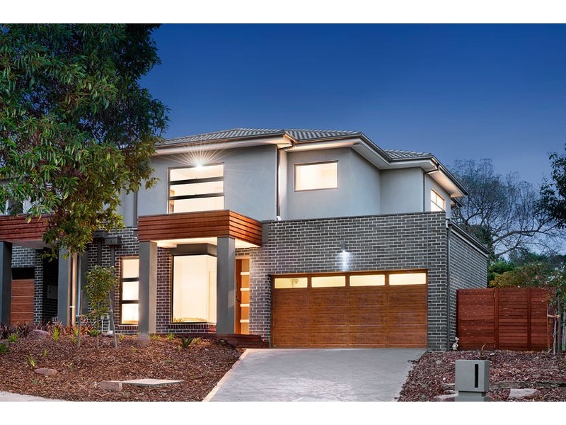 16 Bareena Grove, Doncaster East VIC 3109