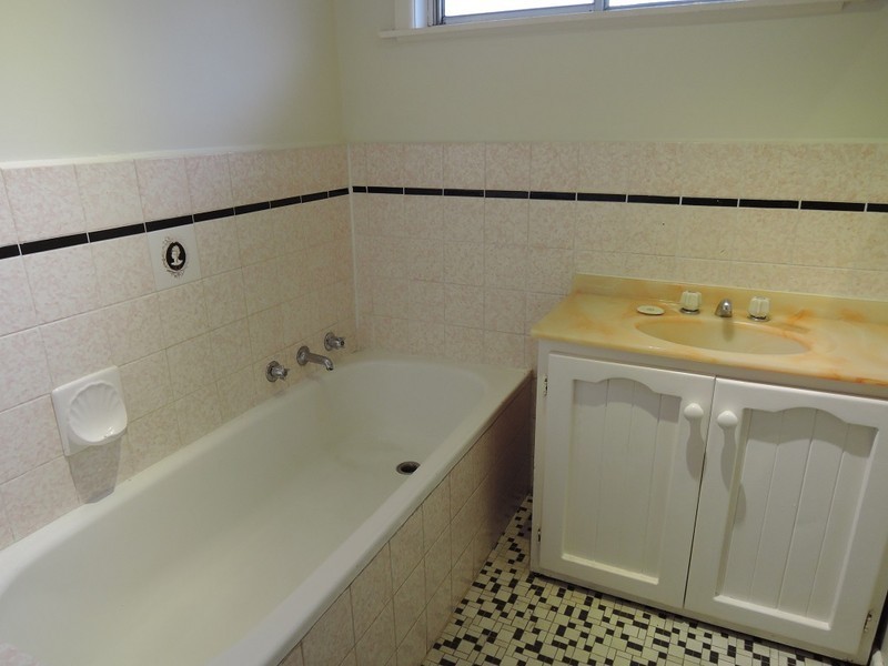 35 Celeste Street, Doncaster East VIC 3109