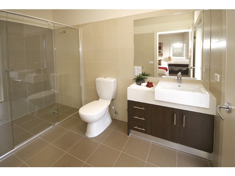 Unit 1/1 Nartanda Court, Doncaster East VIC 3109