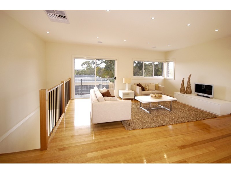 Unit 1/1 Nartanda Court, Doncaster East VIC 3109