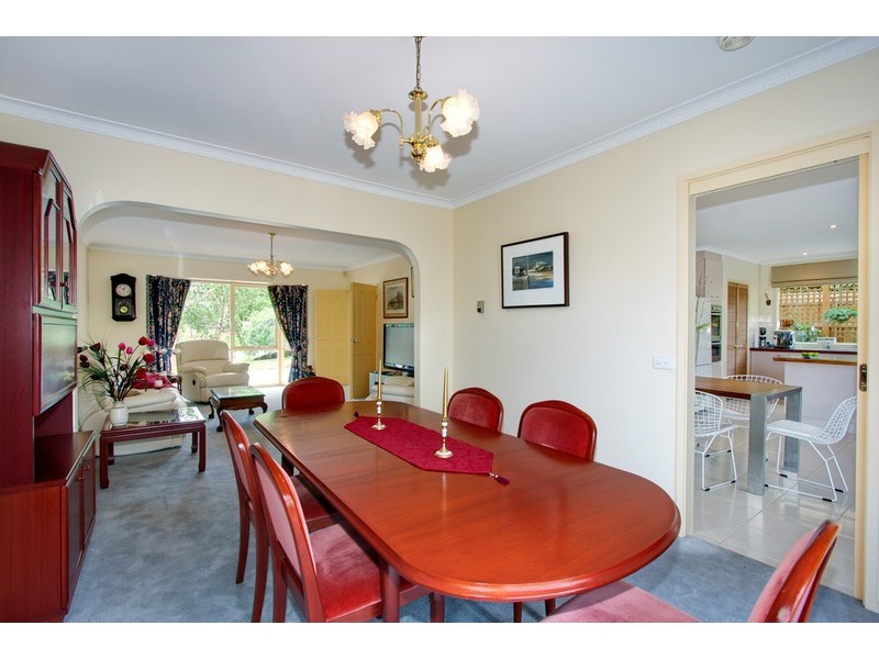 15 Maroney Court, Doncaster East VIC 3109