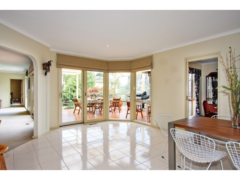 15 Maroney Court, Doncaster East VIC 3109