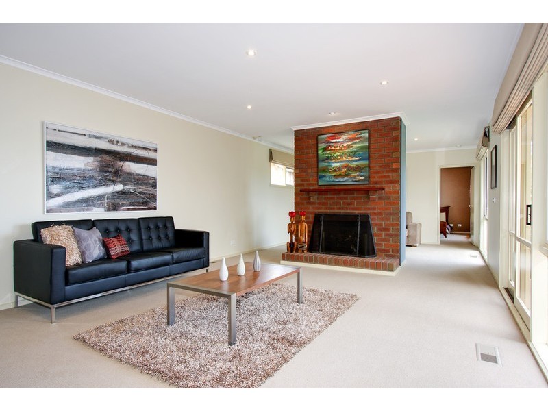 15 Maroney Court, Doncaster East VIC 3109