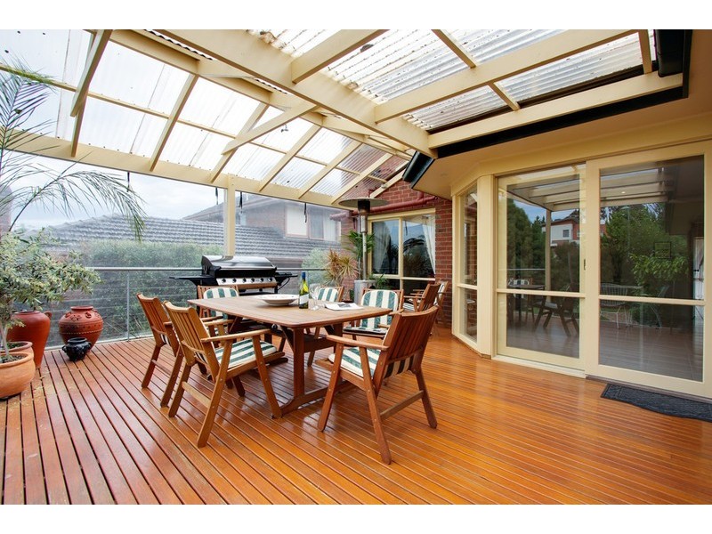 15 Maroney Court, Doncaster East VIC 3109